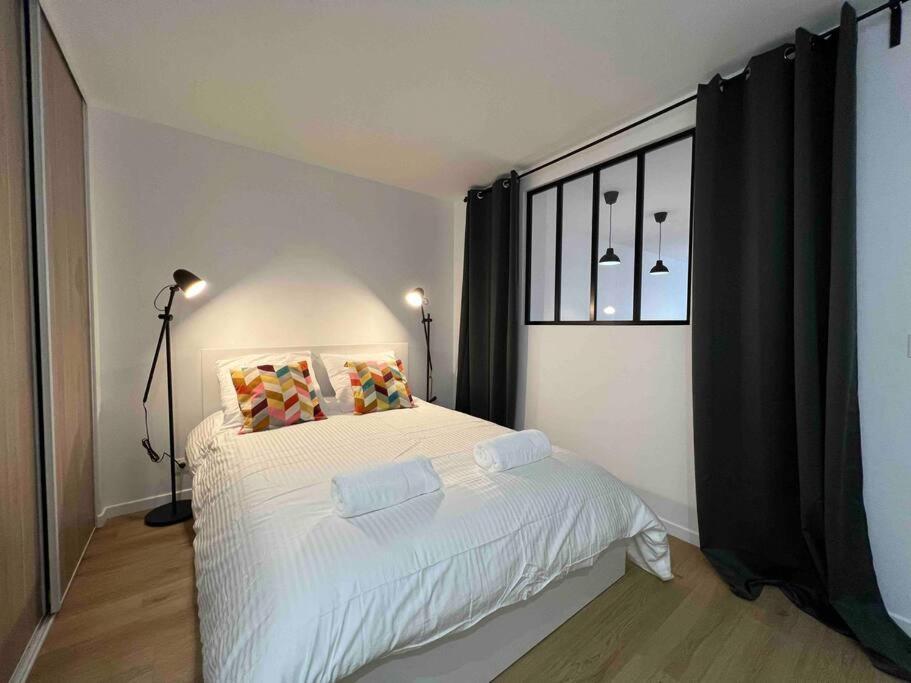 Designer - Centre Montereau Apartment Luaran gambar